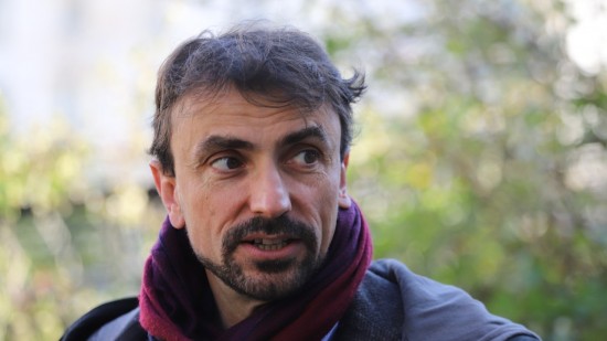 Menus sans viande dans les cantines de Lyon : pour Grégory Doucet, le ministre de l'Agriculture aurait "dû être viré sur-le-champ" 