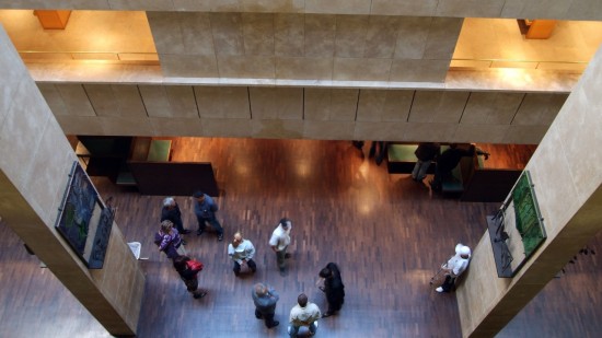 Policier mortellement percut&eacute; par un bus lors d'une course-poursuite pr&egrave;s de Lyon : le fuyard condamn&eacute;