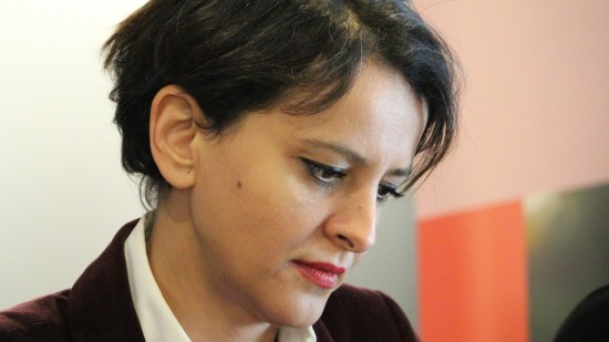 Un "publireportage déguisé" ? Najat Vallaud-Belkacem dénonce Laurent Wauquiez et saisit le commission des comptes
