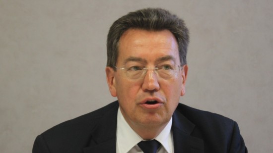 Phillipe Cochet dénonce la "volte-face du gouvernement" sur la vaccination des enseignants Phillipe Cochet dénonce la "volte-face du gouvernement" sur la vaccination des enseignants