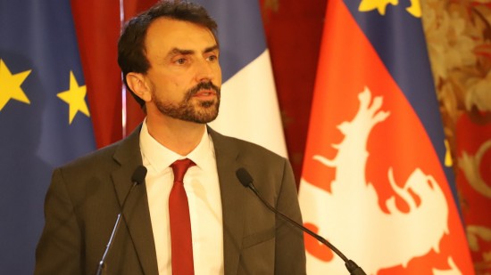 Le maire de Lyon Grégory Doucet va prendre un congé paternité et laisser provisoirement sa place Le maire de Lyon Grégory Doucet va prendre un congé paternité et laisser provisoirement sa place