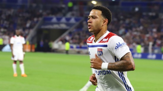 L’OL arrache la victoire à Monaco et s’offre le droit de rêver (2-3)