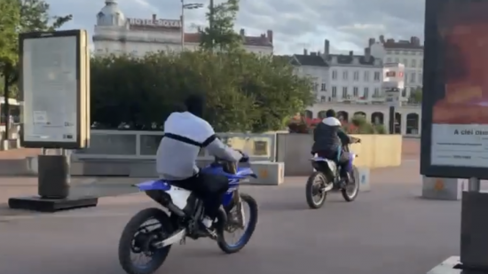 Lyon : une nouvelle séance de rodéo sauvage place Bellecour ce mercredi soir