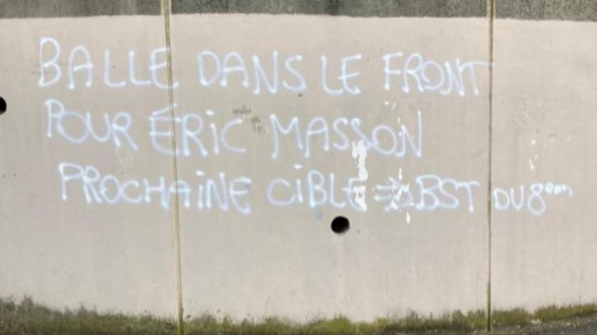 Lyon : un tag ciblant Eric Masson et la police du 8e arrondissement retrouvé ce lundi Lyon : un tag ciblant Eric Masson et la police du 8e arrondissement retrouvé ce lundi