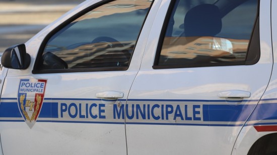 Lyon : il s’introduit dans un camion de déménagement et asperge les employeurs de gaz lacrymogène