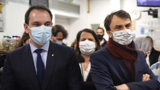 Passe d’armes avec le maire sur l’insécurité : "Vous dites que tout va mieux. Les Lyonnais vont vous rire au nez" Passe d’armes avec le maire sur l’insécurité : "Vous dites que tout va mieux. Les Lyonnais vont vous rire au nez"