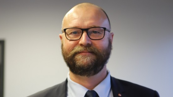 "C'est consciemment mettre la vie des personnes en danger" : le maire de Meyzieu fou de rage sur les couloirs mixtes bus-vélos