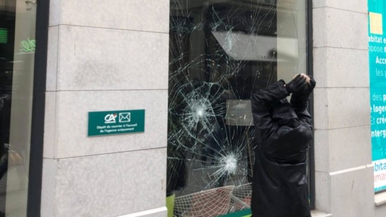 La jeune Suisse &eacute;tait venue &agrave; Lyon pour d&eacute;grader une banque lors de la manifestation antifasciste