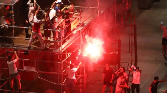 Euro 2021 : la joie des supporters des Bleus à Lyon Euro 2021 : la joie des supporters des Bleus à Lyon