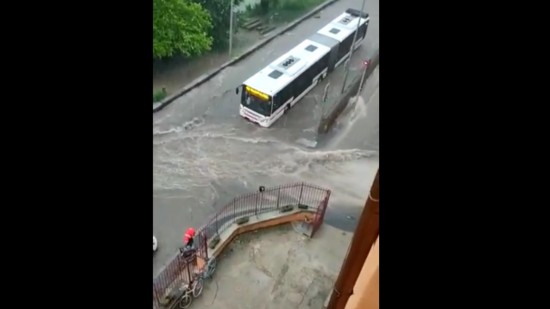 Violent orage à Lyon : plus de 150 interventions des pompiers, aucun blessé à déplorer Violent orage à Lyon : plus de 150 interventions des pompiers, aucun blessé à déplorer