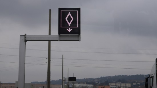 La Métropole de Lyon lance une enquête sur les voies de covoiturage de la M6-M7