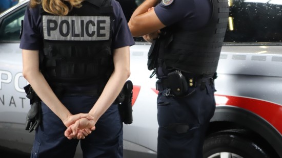 Près de Lyon : à 16 ans, il arrache le collier d’une dame de 90 ans