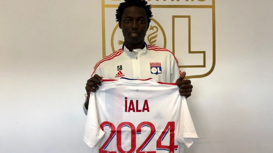 Le jeune Célestino Iala signe un contrat professionnel avec l'OL Le jeune Célestino Iala signe un contrat professionnel avec l'OL