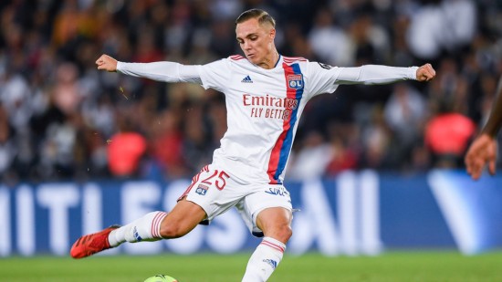 Grâce à un pénalty plus que discutable, le PSG arrache la victoire face à l’OL - VIDEO Grâce à un pénalty plus que discutable, le PSG arrache la victoire face à l’OL - VIDEO