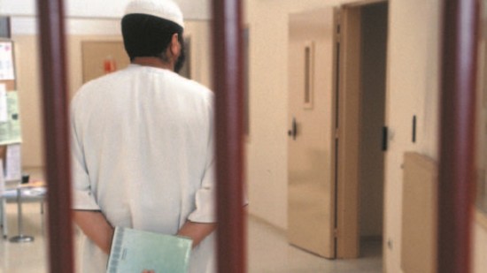 Il menaçait des gens avec un couteau de 30 cm à Perrache (Lyon) : le suspect afghan est en cavale Il menaçait des gens avec un couteau de 30 cm à Perrache (Lyon) : le suspect afghan est en cavale