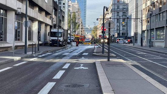 Lyon : une cuve se renverse, 800 litres d'acide sulfurique se déversent dans les égouts