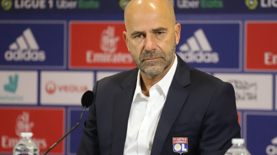 OL : Peter Bosz bannit les téléphones dans les vestiaires OL : Peter Bosz bannit les téléphones dans les vestiaires