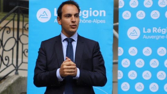 Lyon : Pierre Oliver succède à Etienne Blanc à la tête du groupe Droite, Centre et Indépendants