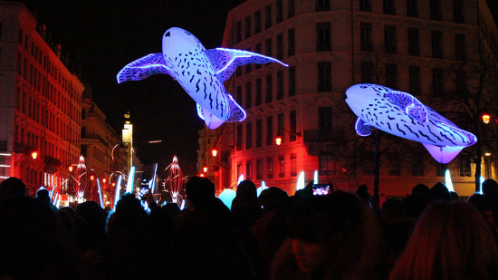 Covid-19 : le gouvernement autorise le maintien de la Fête des Lumières à Lyon, au préfet de s'adapter