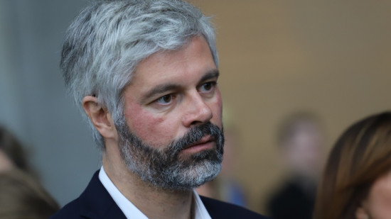 "Wokisme" et suspension d'un prof à SciencesPo Grenoble : Laurent Wauquiez coupe toutes les subventions à l'école