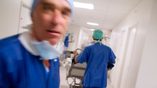 Covid : les hospitalisations en hausse à Lyon, les services de réanimation saturés