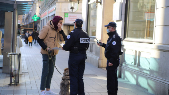 Lyon : importante opération de contrôle en Presqu'île pour faire respecter le port du masque