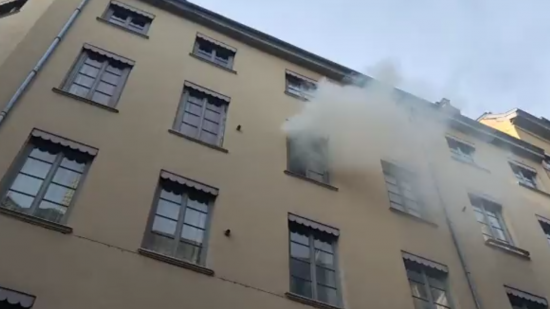 Lyon : une grenade lacrymogène de la police atterrit dans un appartement, trois enfants et leur mère incommodés