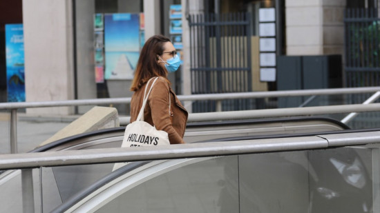 Lyon : le port du masque reste obligatoire en extérieur mais plus aux mêmes horaires Lyon : le port du masque reste obligatoire en extérieur mais plus aux mêmes horaires