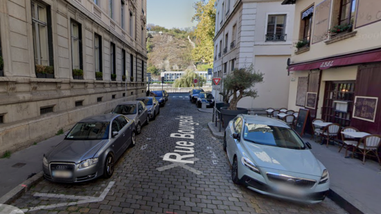 Lyon : la crainte d’une affaire étouffée après l’agression d’un épicier à Ainay Lyon : la crainte d’une affaire étouffée après l’agression d’un épicier à Ainay