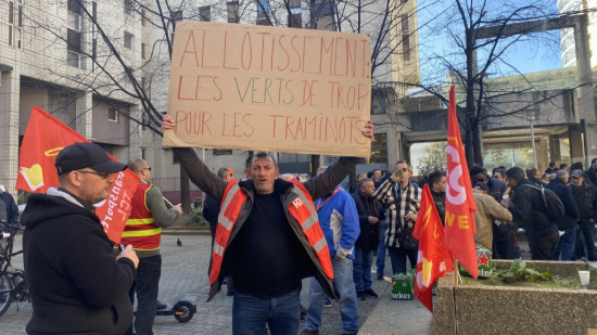 Grève massive des TCL : "selon la décision prise, la grève pourra être reconduite"