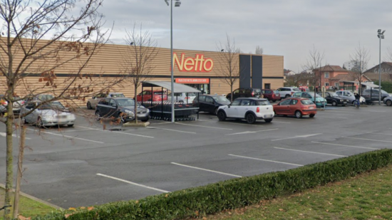 Pr&egrave;s de Lyon : surprise en train de voler neuf bouteilles d&rsquo;alcool, elle jure avoir voulu les offrir &agrave; des SDF