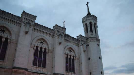 Lyon : une visite insolite sur les toits de Fourvière pour la Saint-Valentin !