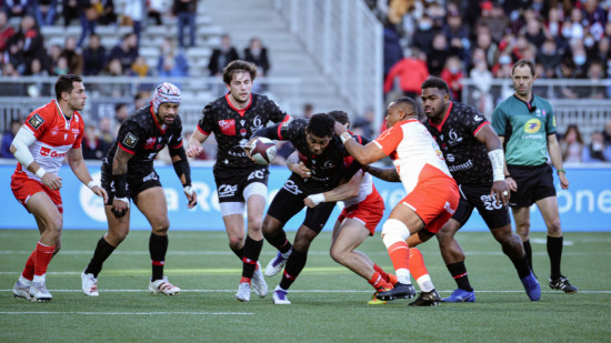 Le LOU malmène Biarritz et s’offre la victoire 34-15