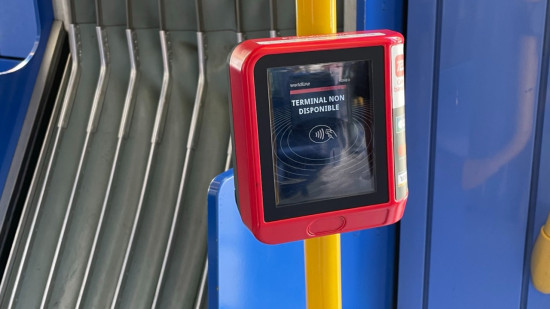 Bornes de paiement sans contact dans les TCL : quand vont-elles enfin fonctionner ?