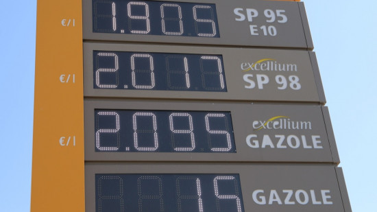 Près de Lyon : une station essence affichait le litre d’essence à 3 euros !