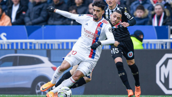 Malgré la grève des supporters, l’OL se sort du d’Angers grâce à Tetê (3-2) Malgré la grève des supporters, l’OL se sort du d’Angers grâce à Tetê (3-2)