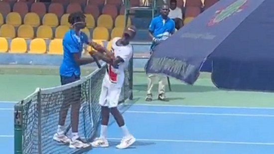 Tennis : un joueur de la All In Academy gifle un adversaire lors d'un tournoi international