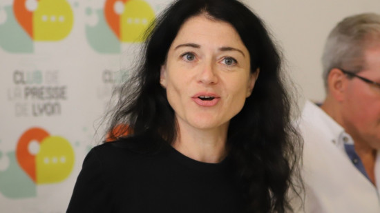 Législatives à Lyon : Nathalie Perrin-Gilbert "soutiendra chaque union et dénoncera chaque division"