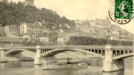 Lyon : le pont d’Ainay est le seul pont qui n’a pas été reconstruit après la Libération