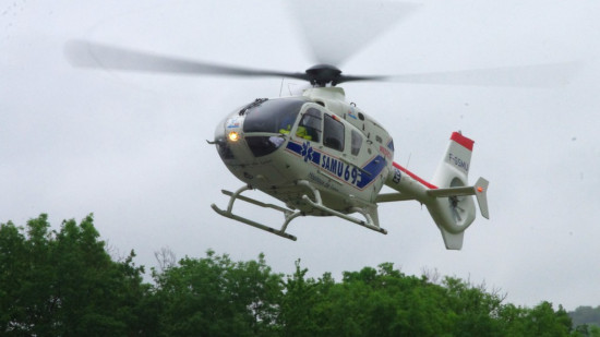 Près de Lyon : deux blessés graves après une violente collision entre une moto et une voiture