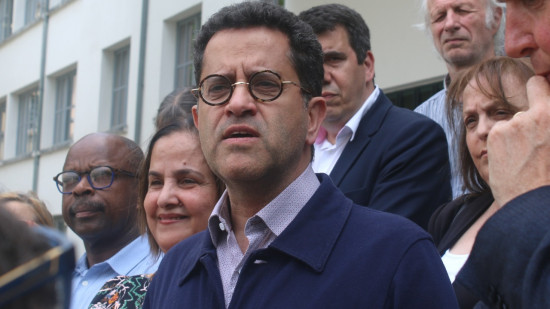 Législatives 2022 : à Villeurbanne, Gabriel Amard (NUPES) surjoue l'union de la gauche