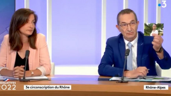 Législatives à Lyon : Marine Le Pen défend le candidat RN qui utilise sa femme noire comme argument