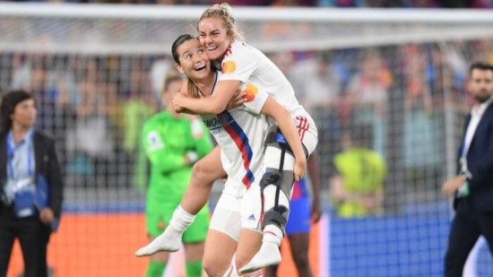 OL féminin : blessée lors de la finale, Ellie Carpenter absente 6 mois OL féminin : blessée lors de la finale, Ellie Carpenter absente 6 mois