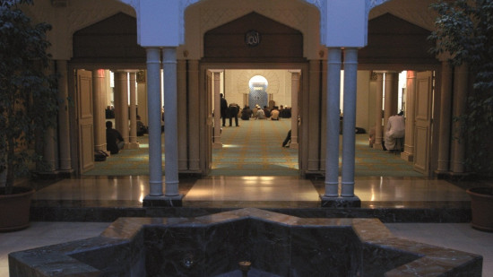 Le Conseil des mosquées du Rhône dénonce "un apartheid bancaire" contre les institutions musulmanes