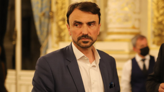 Fusillade mortelle à la Duchère : le maire de Lyon Grégory Doucet "condamne sans réserve les violences"