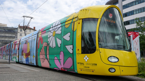 TCL : une "rame des fiertés" inaugurée à Lyon pour lutter contre les LGBTphobies