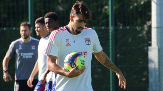 OL : Lucas Paqueta se coupe le doigt en faisant du cerf-volant