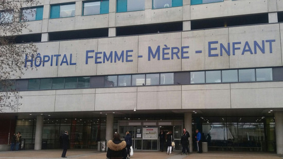 Lyon : un bébé de 11 mois décède après avoir ingéré un produit toxique à la crèche