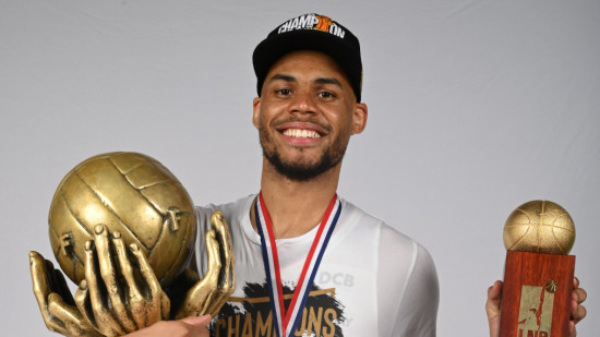 Elie Okobo élu MVP des finales pour son dernier match avec l'ASVEL