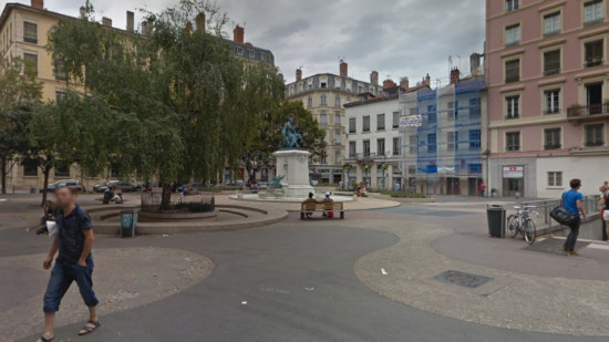 ​​​​​​​Lyon : un homme roué de coups au sol lors d'une violente bagarre en plein centre-ville